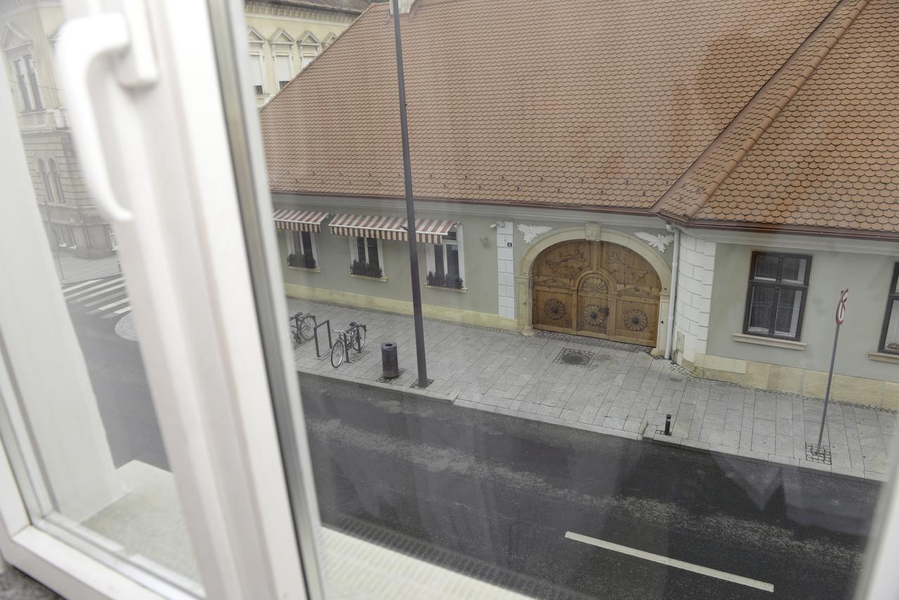 Appartamento Modern Central-Near Unirii Square Cluj-Napoca Esterno foto